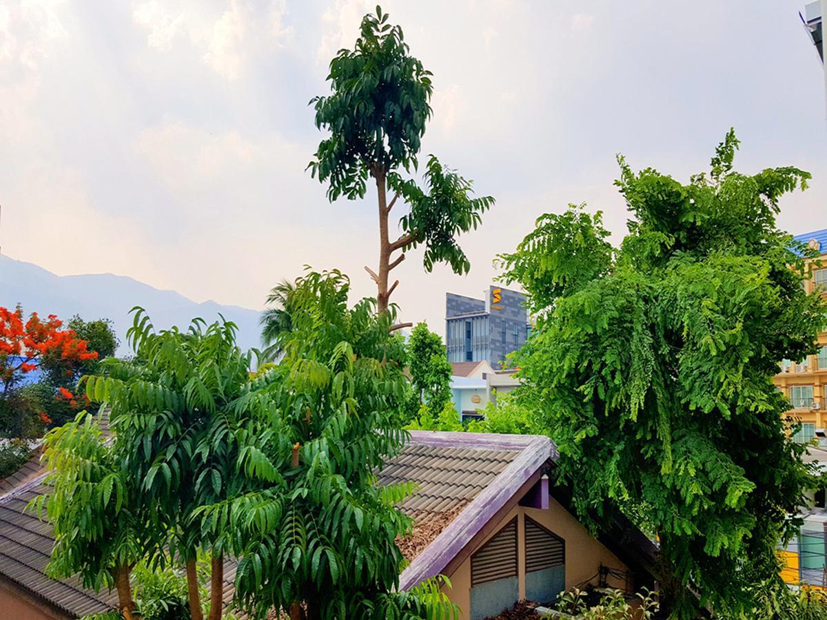 The Sun Hostel Chiang Mai Bagian luar foto