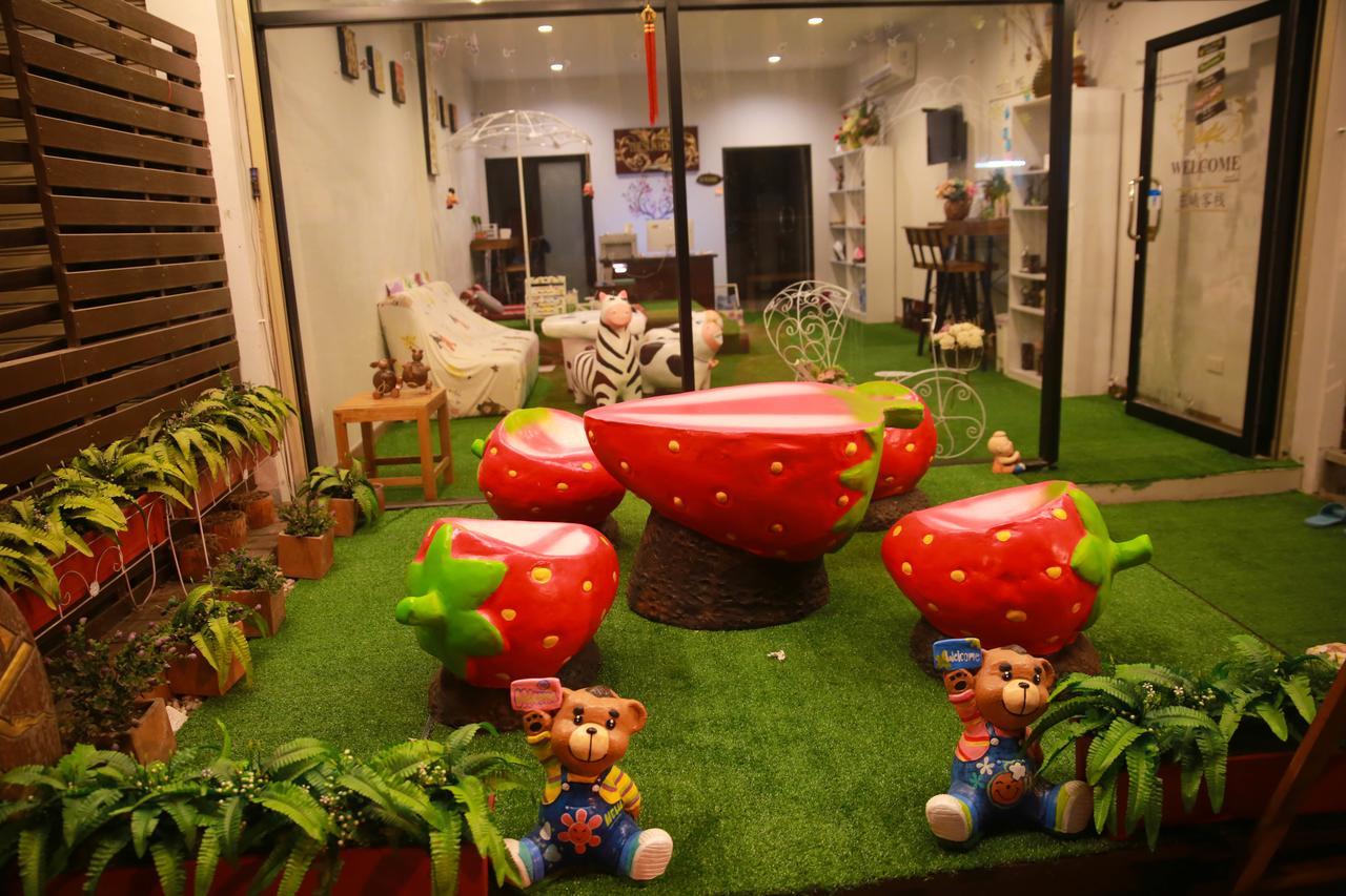The Sun Hostel Chiang Mai Bagian luar foto