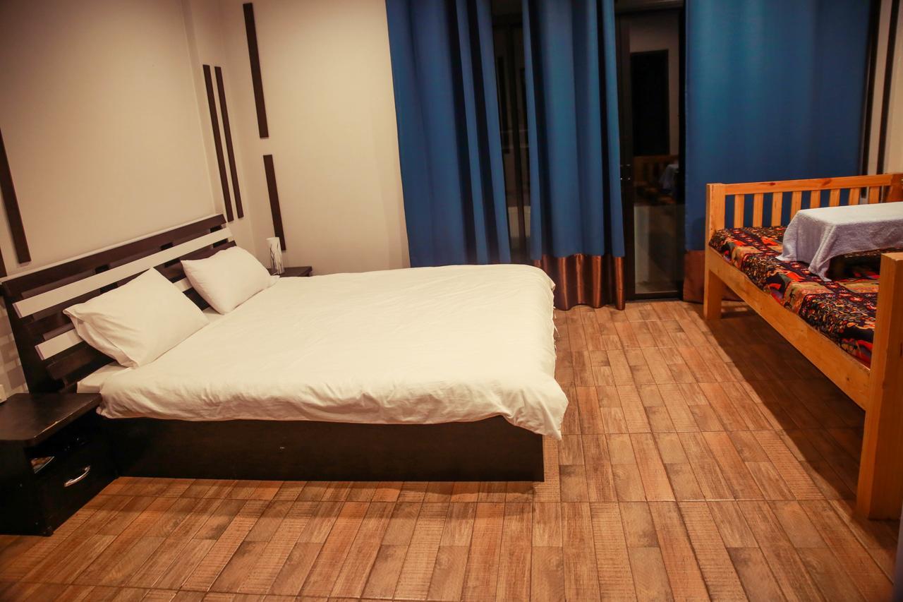 The Sun Hostel Chiang Mai Bagian luar foto