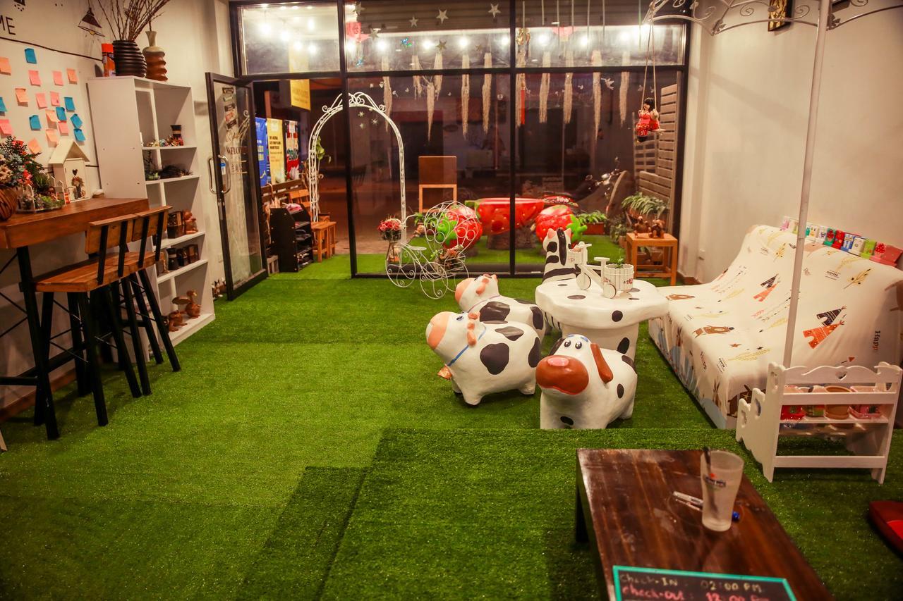 The Sun Hostel Chiang Mai Bagian luar foto