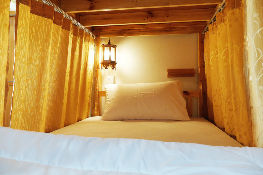 The Sun Hostel Chiang Mai Bagian luar foto